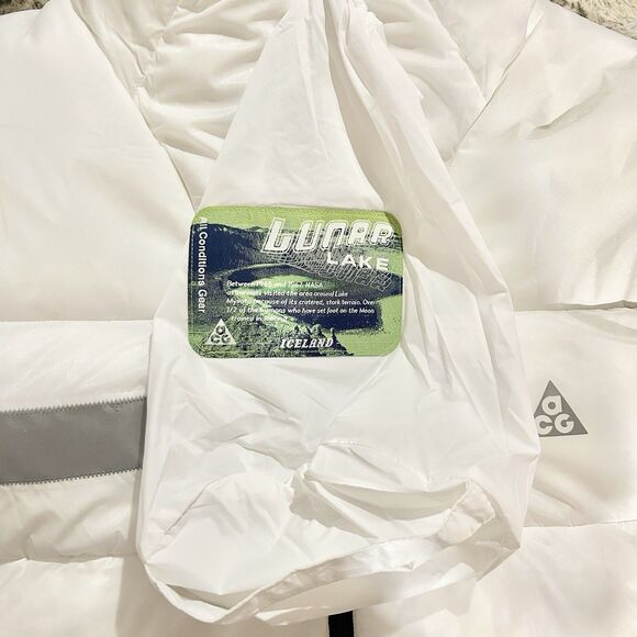 Nike ACG Therma-FIT ADV Men’s Size XL Airora White Silver Outdoor Puffer Vest - Picture 7 of 9